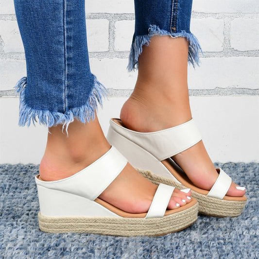 Sandales compensées style espadrilles bohème chic 