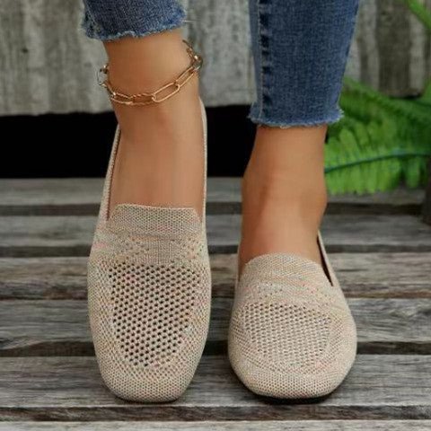 Baskets plates décontractées pour l'été